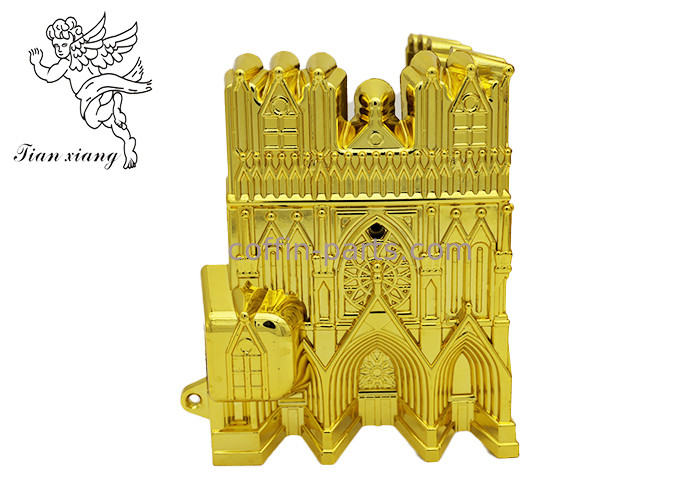Customized Virgin Plastic Casket Corners Pale Golden American Style Dengan Katedral
